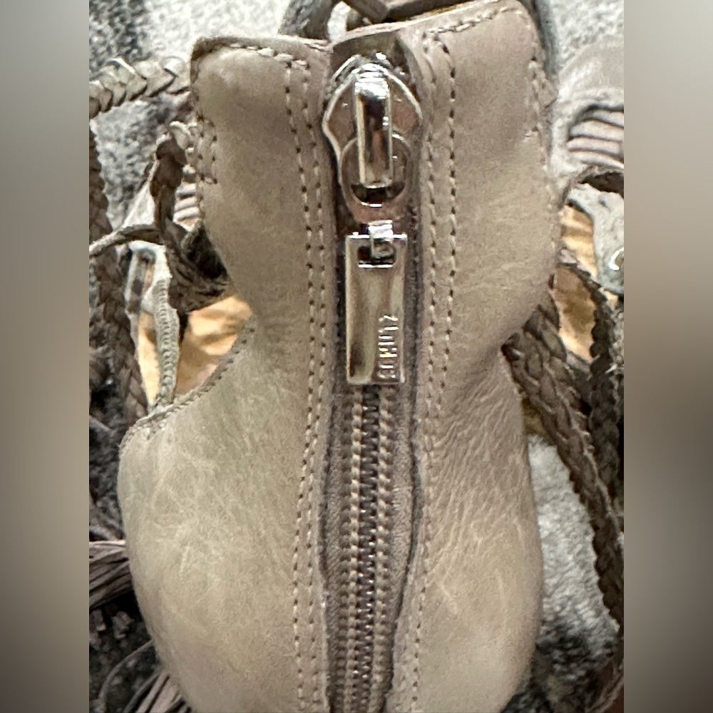 SCHUTZ Dubai Gladiator Sandals - Picture 6 of 12